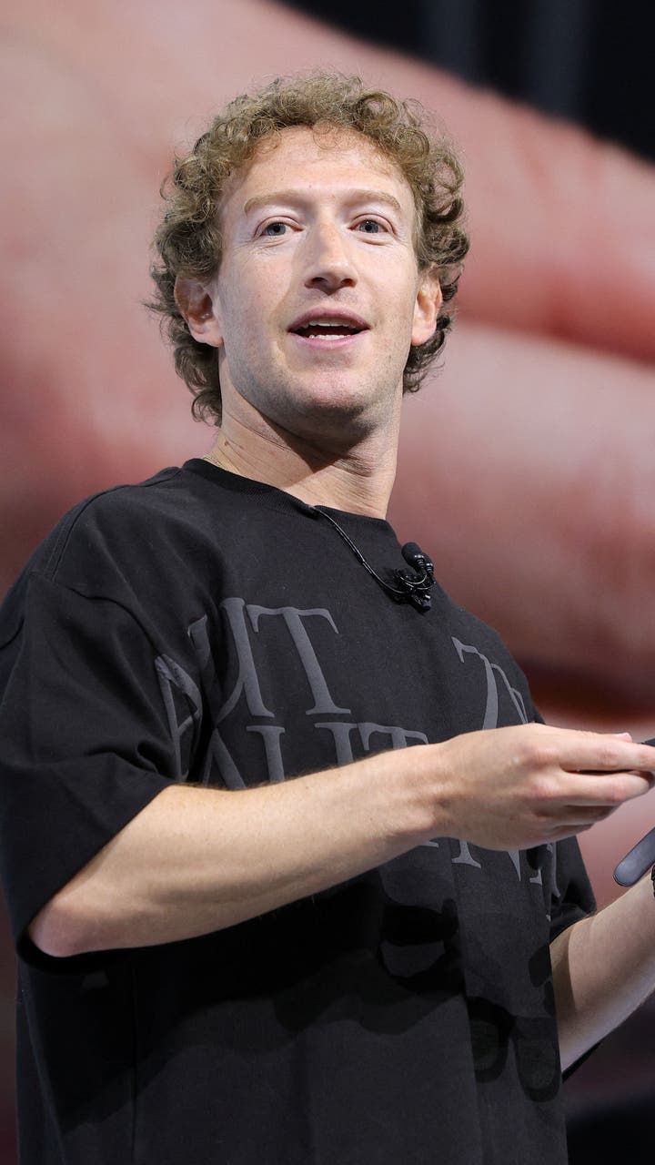 Hintergrund  Mark Zuckerberg  Wie der Milliardär seine Garderobe aufpoliert