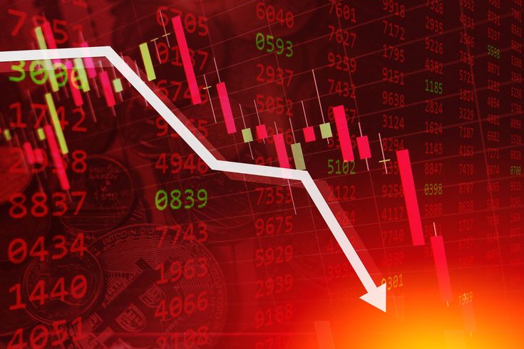 Stock market screen showing Sensex down 500 points and Nifty below 24,550 due to global market weakness and investor caution